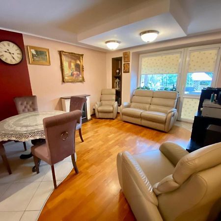 Warsaw Garden Apartment 70M2 Buitenkant foto